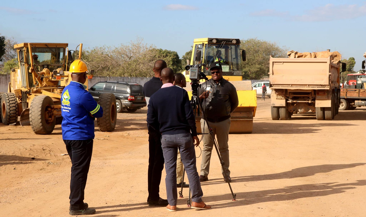 obras estradas khongolote circular1